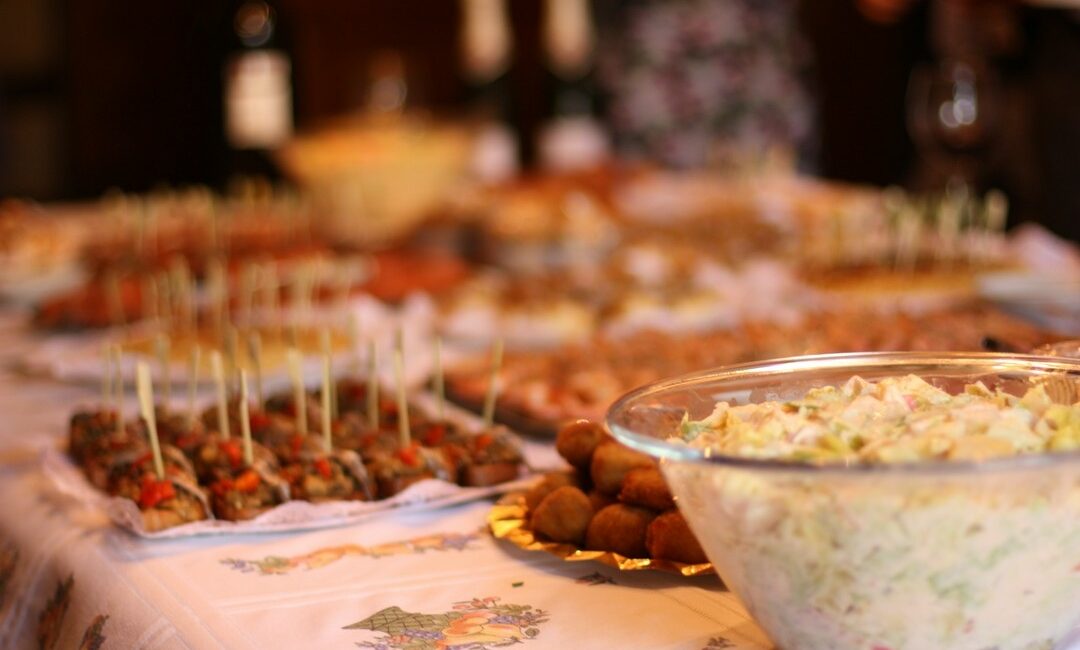 przekąski z cateringu